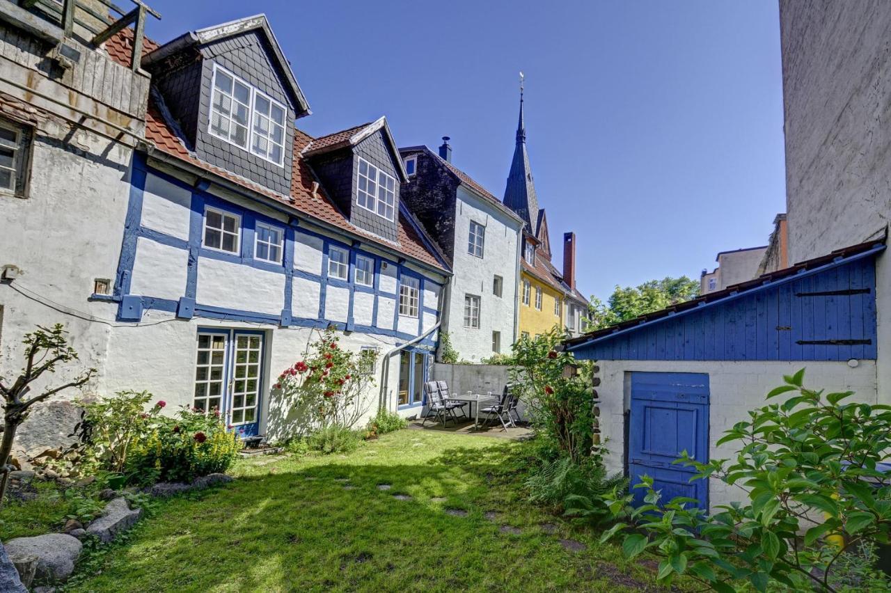 Fewo1846 - Villa Windschief - Uriges Fachwerkhaus Auf 3 Ebenen Mit Garten Im Stadtzentrum เฟลนส์บวร์ก ภายนอก รูปภาพ